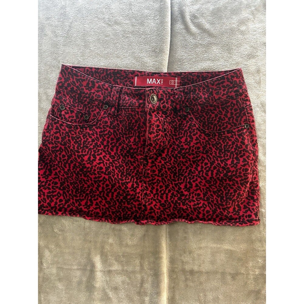 MAX Rave Mini Skirt Women Size 5 Red Black Leopard Print Low Rise Stretch Y2K